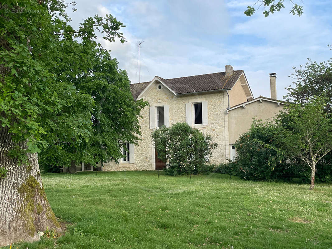 Maison à SAINTE-FOY-LA-GRANDE