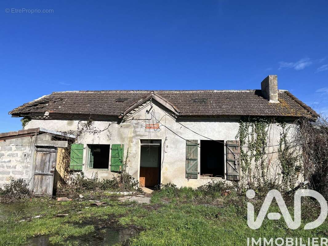 Maison 90 m² à Aurions-Idernes  - photo 5