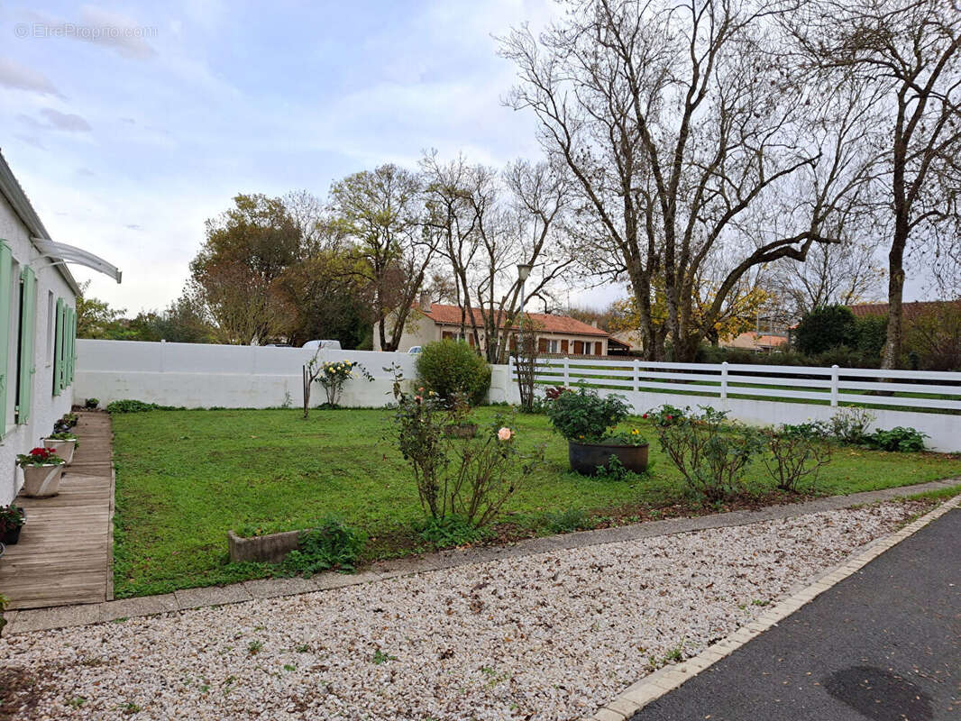Maison à SAINT-CHRISTOPHE