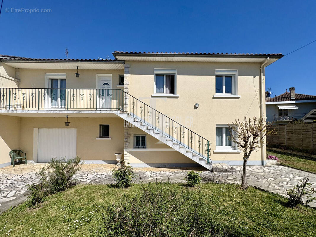 Maison à TRELISSAC