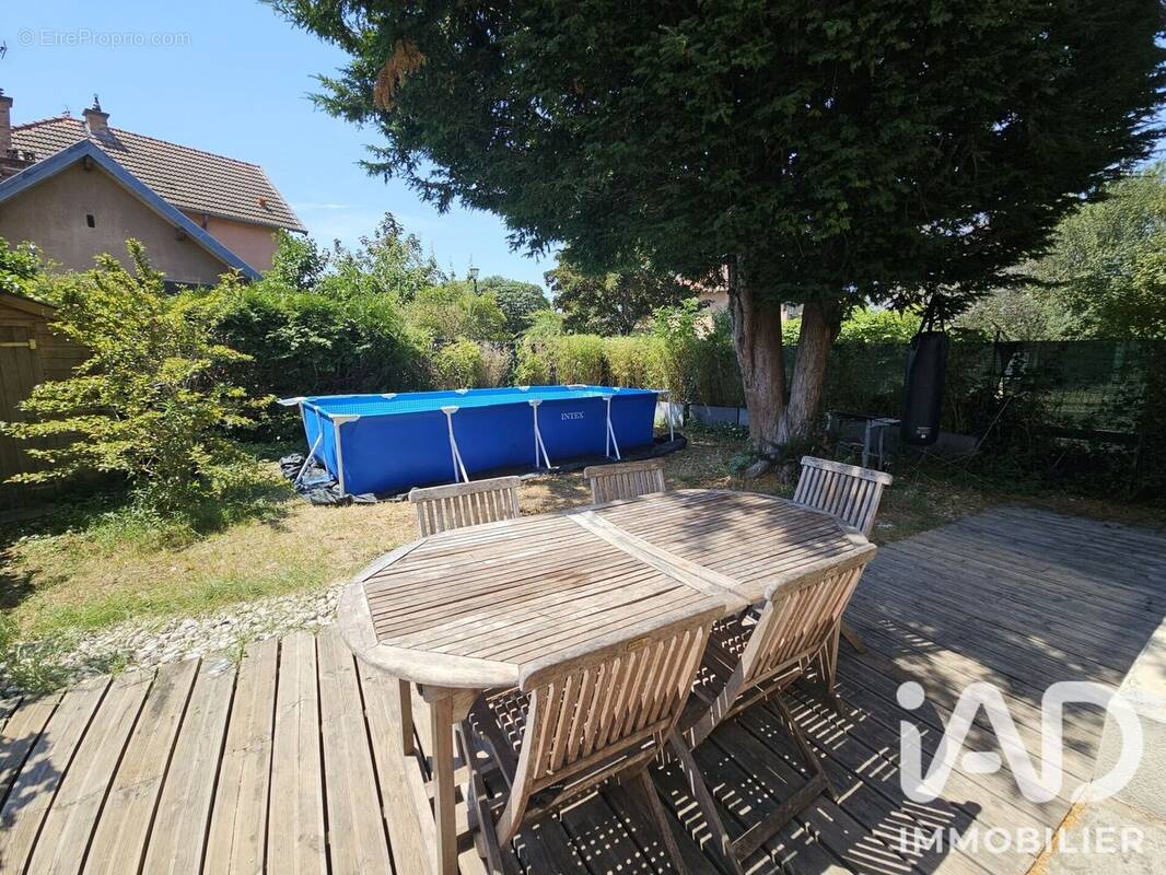 Photo 1 - Maison à GENNEVILLIERS