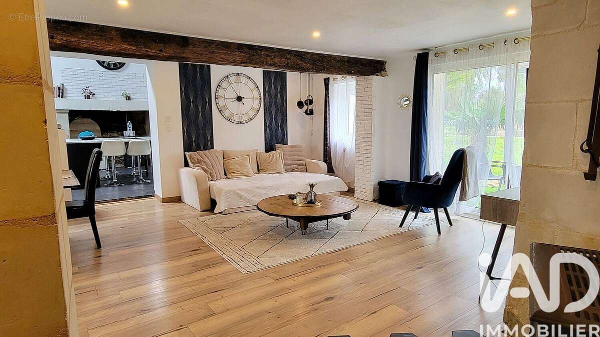 Photo 3 - Maison à BEAUFORT-EN-VALLEE