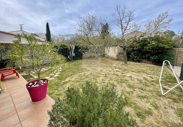 Maison à LIGNAN-SUR-ORB