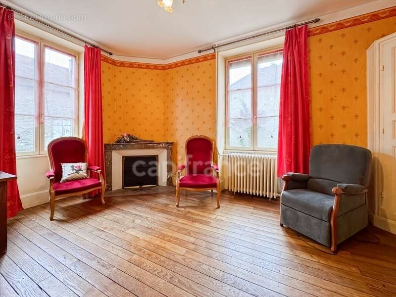 Maison à CHATILLON-EN-BAZOIS