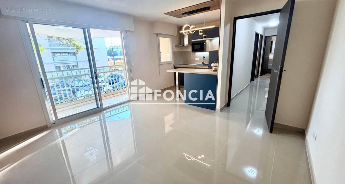 Appartement à FREJUS