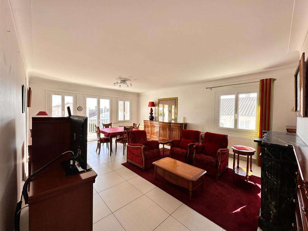 Maison à BON-ENCONTRE