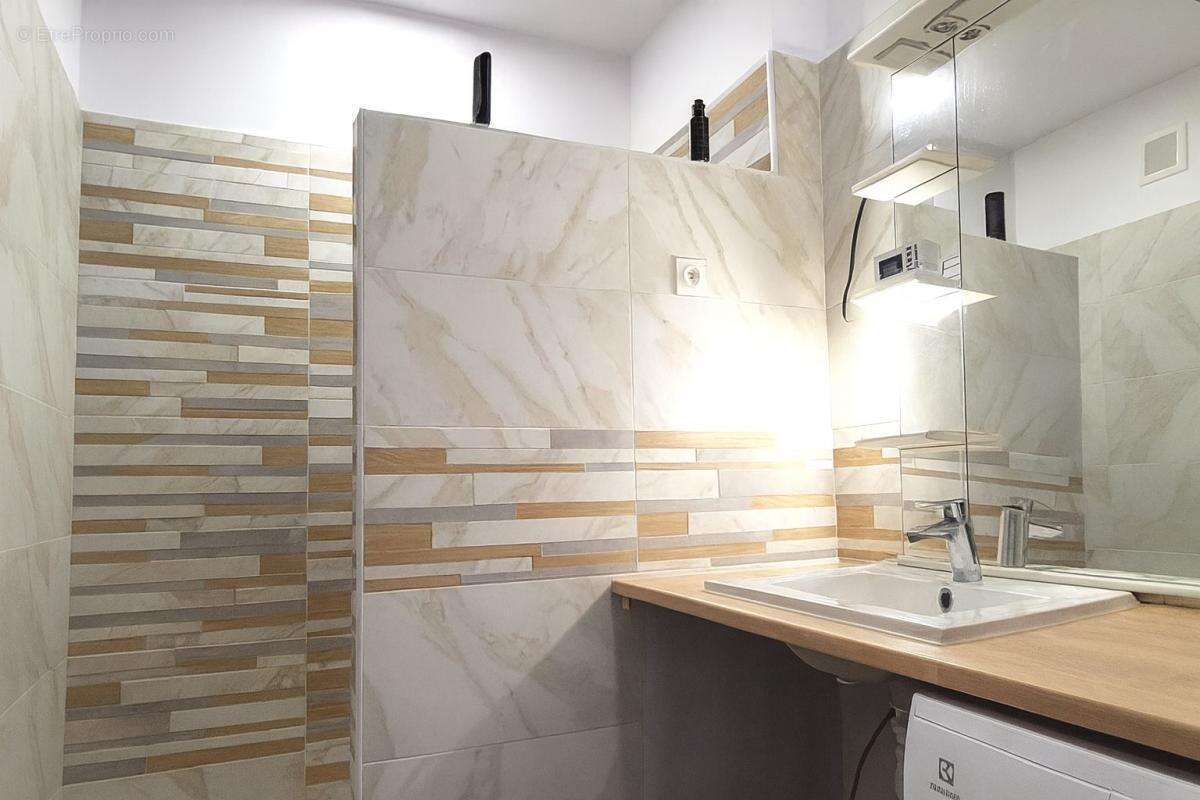 Appartement à SAINT-ESTEVE