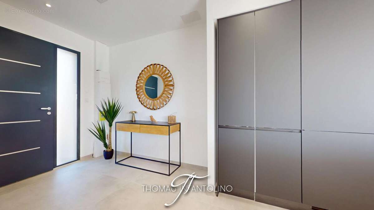 En exclusivite - plain pied - 4 chambres - piscine - garage - photo 10
