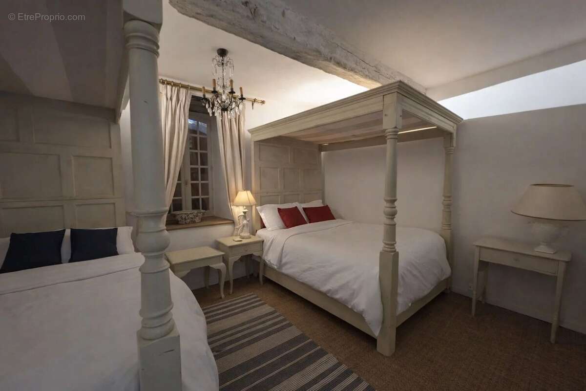 Maison à ESTAMPES