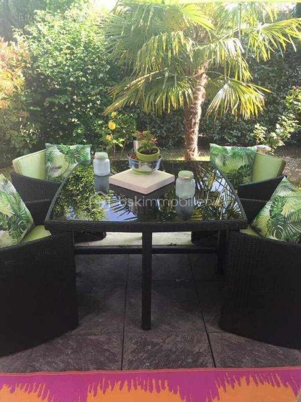 Maison à SAINT-PIERRE-LES-NEMOURS