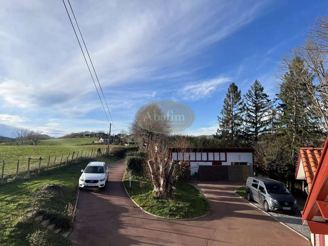 Maison à SAINT-PALAIS