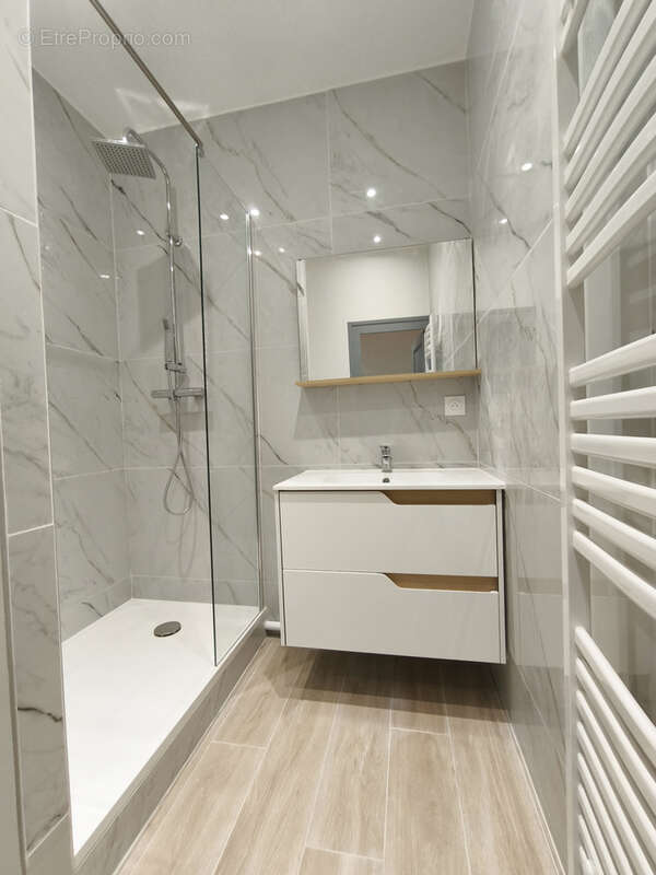 Appartement à LYON-7E