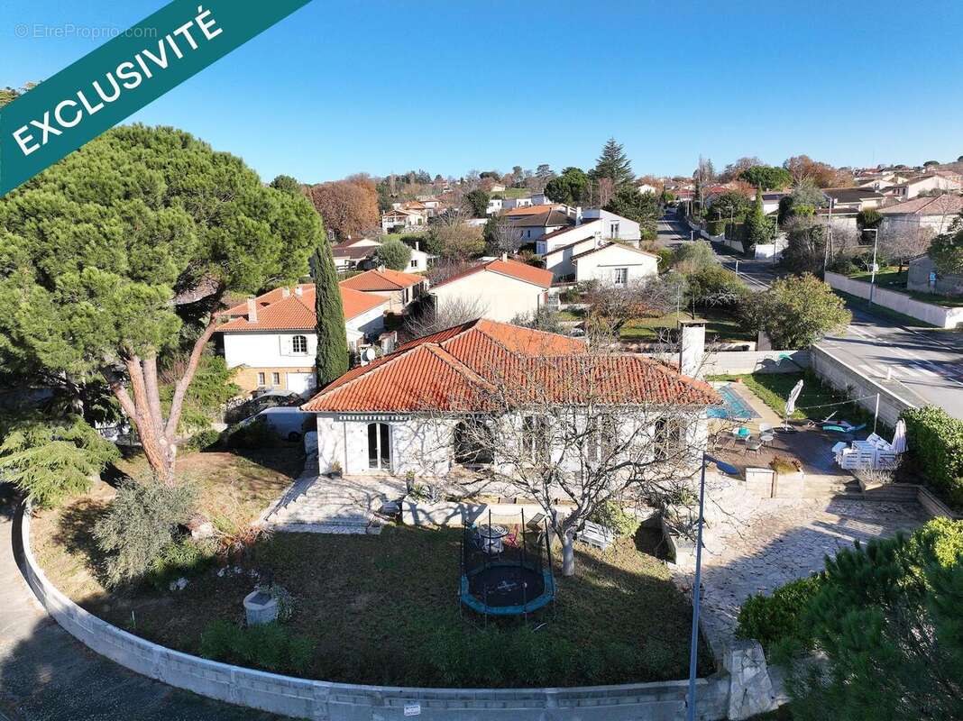 Photo 2 - Maison à SAINT-JEAN