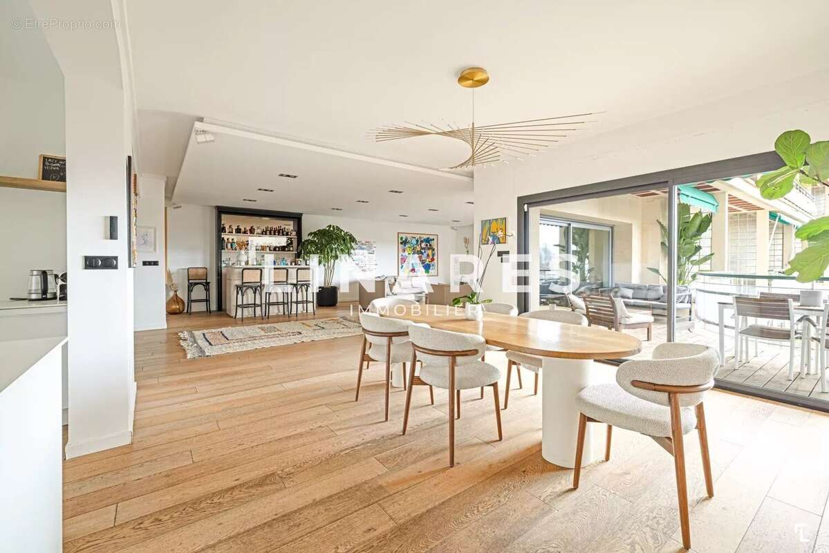 Appartement à MARSEILLE-8E