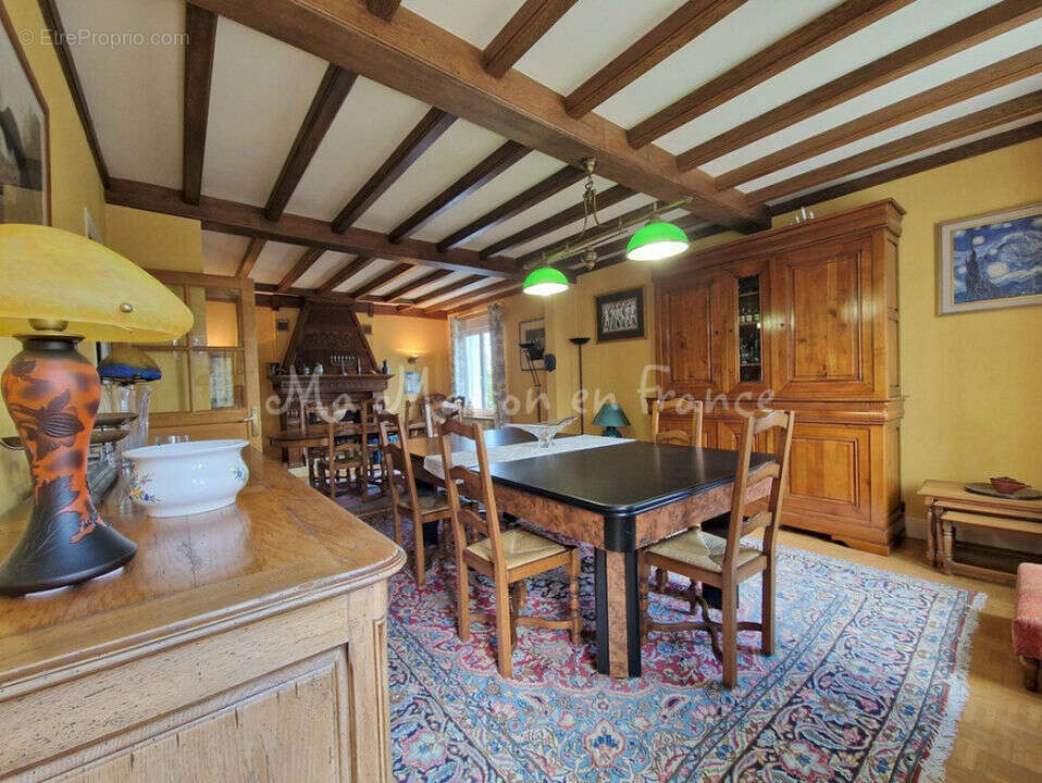 Maison à SAINT-POURCAIN-SUR-SIOULE