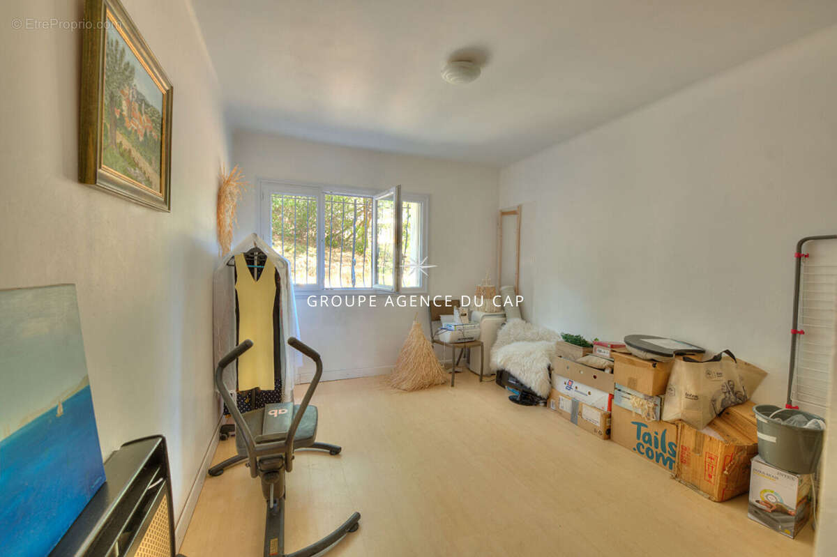 Appartement à SAINT-RAPHAEL
