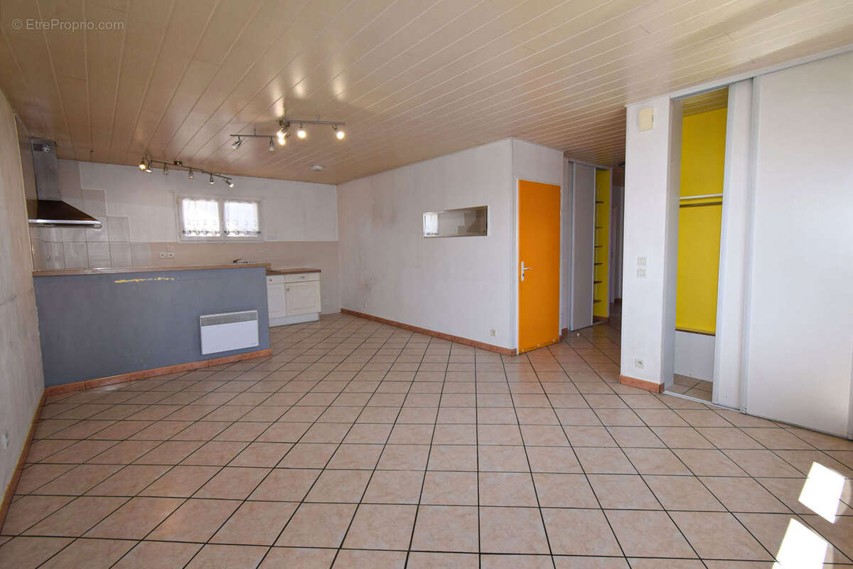 Maison à BOURG-MADAME