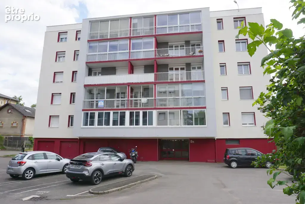 Digoin, F3 en résidence calme proche centre commercial - photo 1