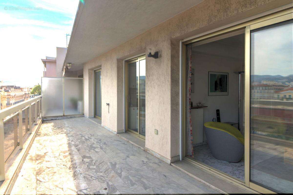 Appartement à NICE