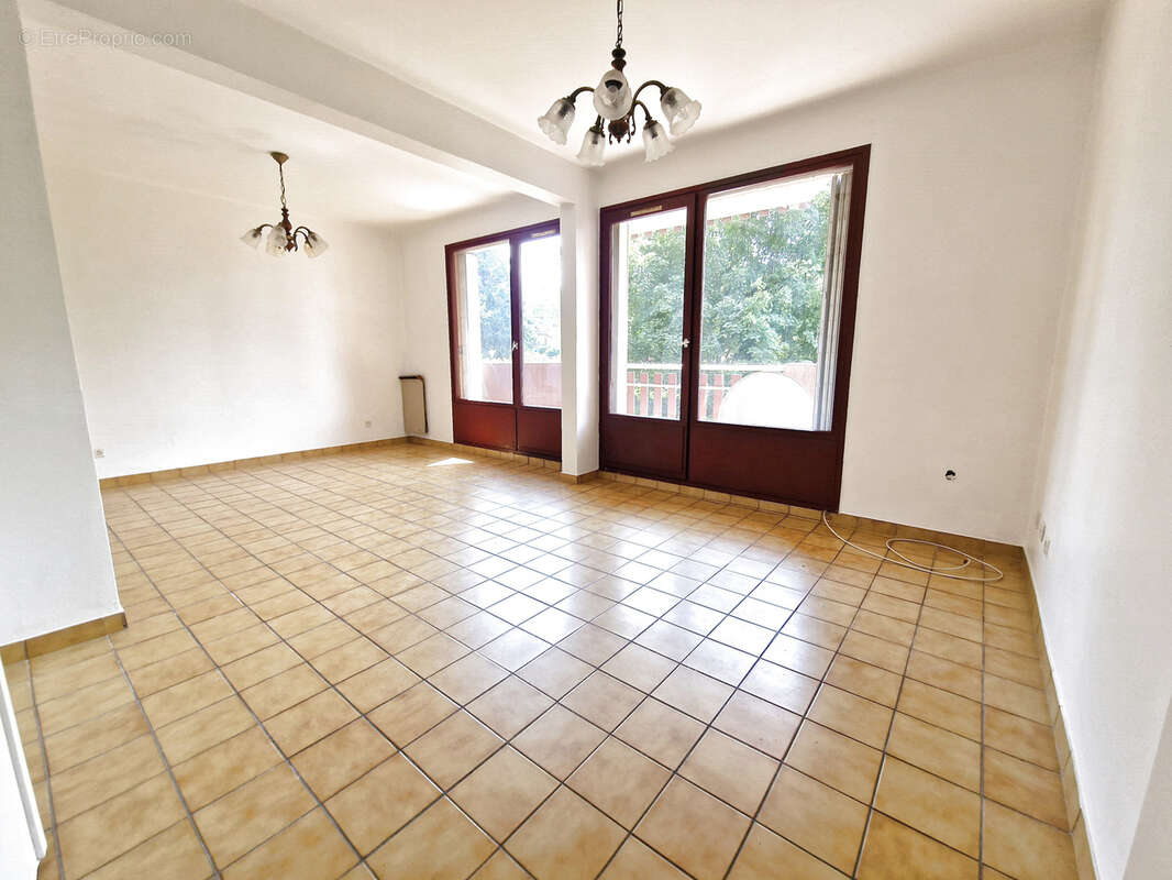 Appartement à MEYTHET