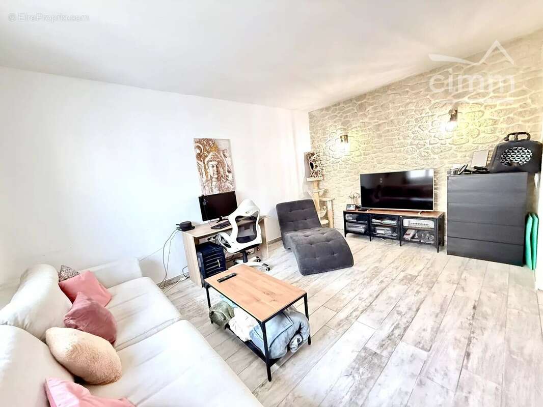 Maison à PORT-SAINT-LOUIS-DU-RHONE