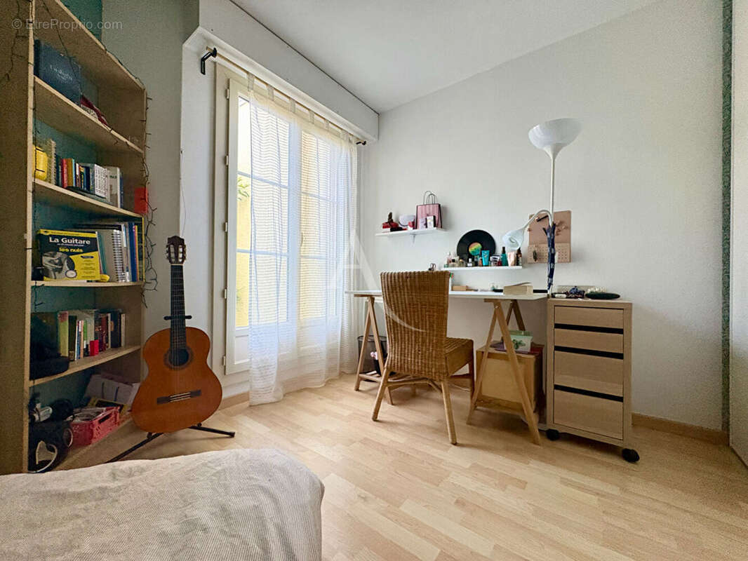Appartement à GIF-SUR-YVETTE