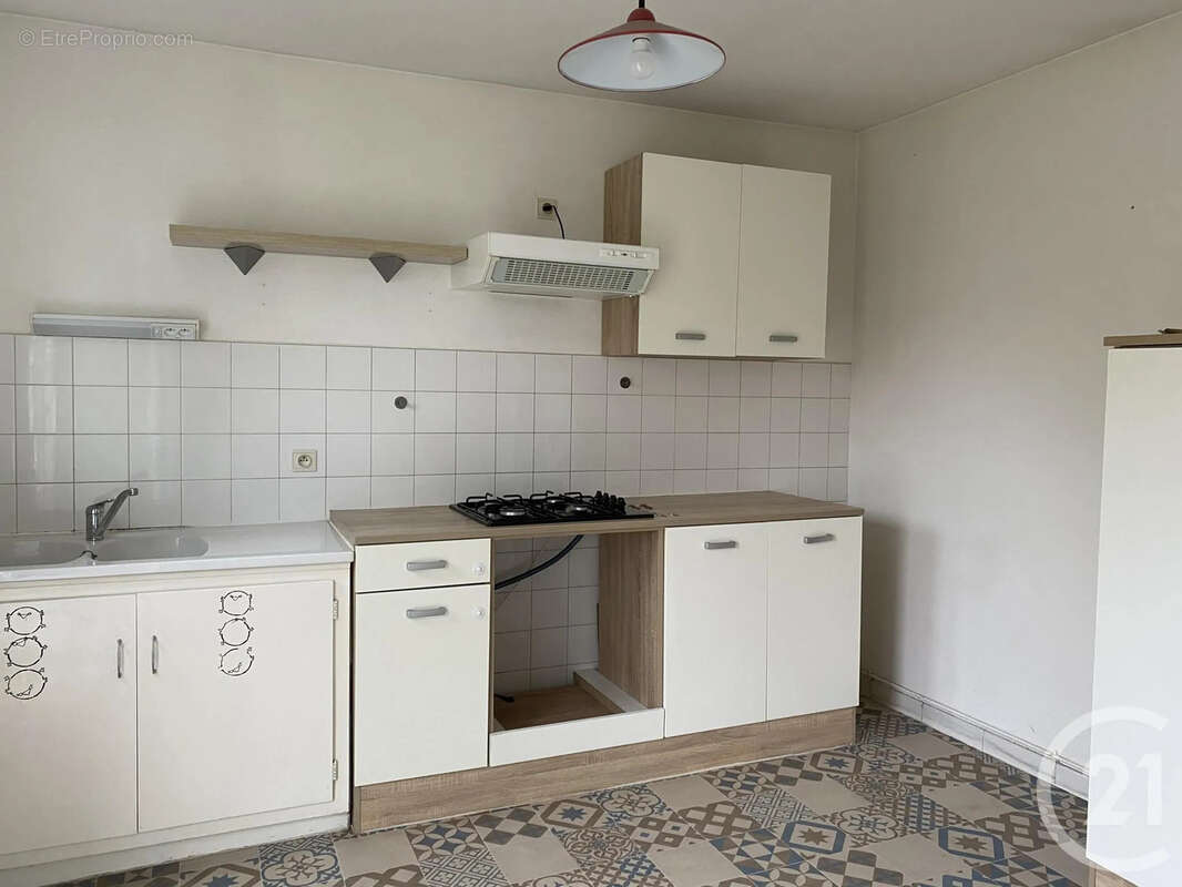 Maison 74 m² à Angouleme  - photo 6