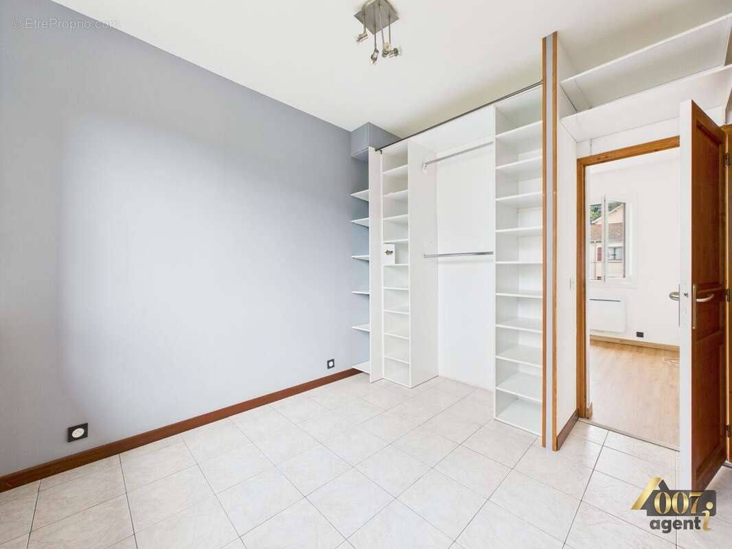 Appartement à VILLARD-BONNOT