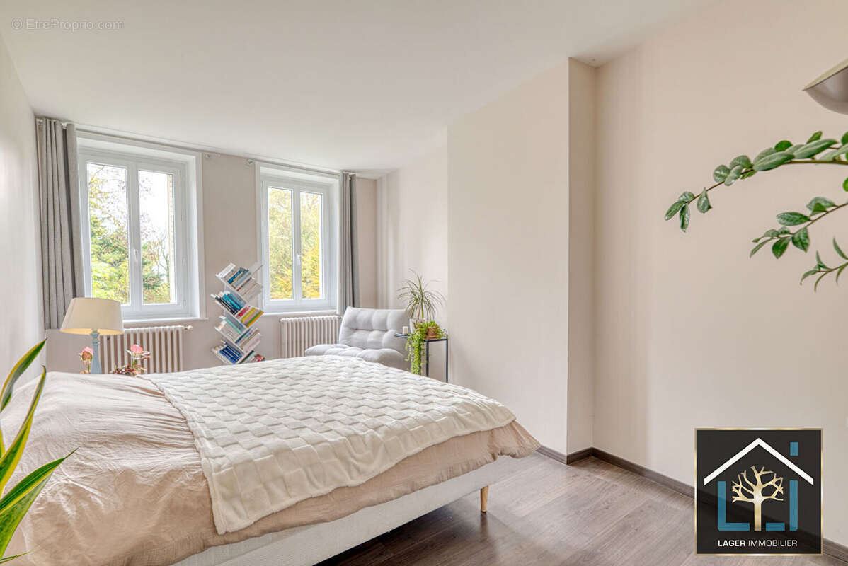 Maison à BRESSOLLES