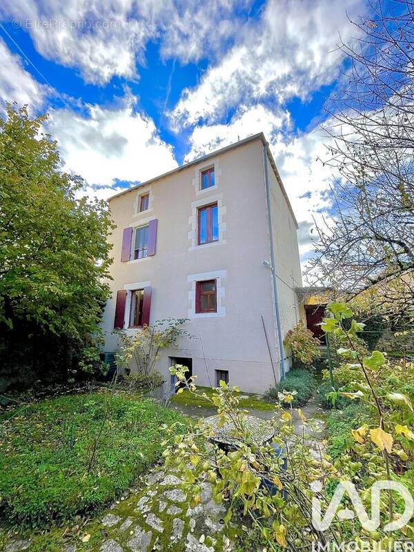 Photo 1 - Maison à LA TRIMOUILLE