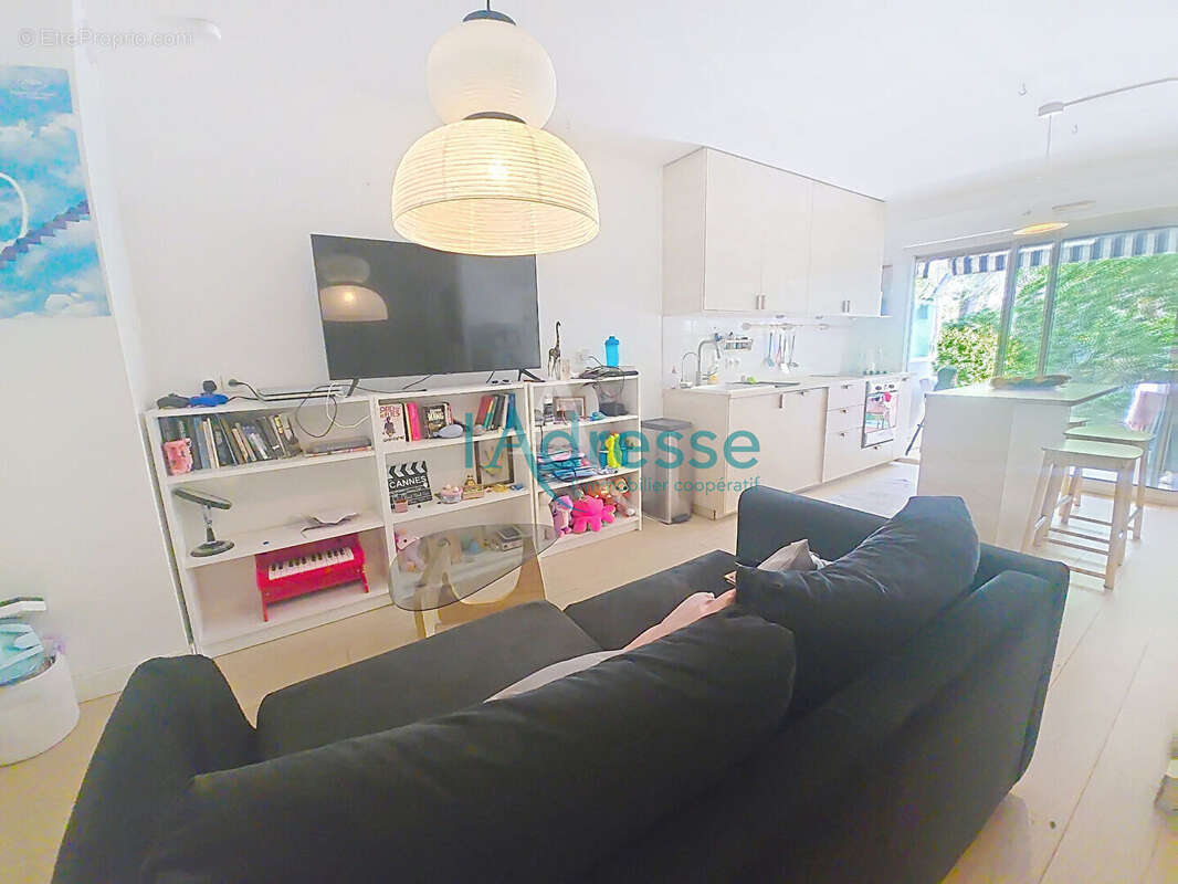 Appartement  2 pièce 38m² +  RDJ 70m² et parking - photo 5