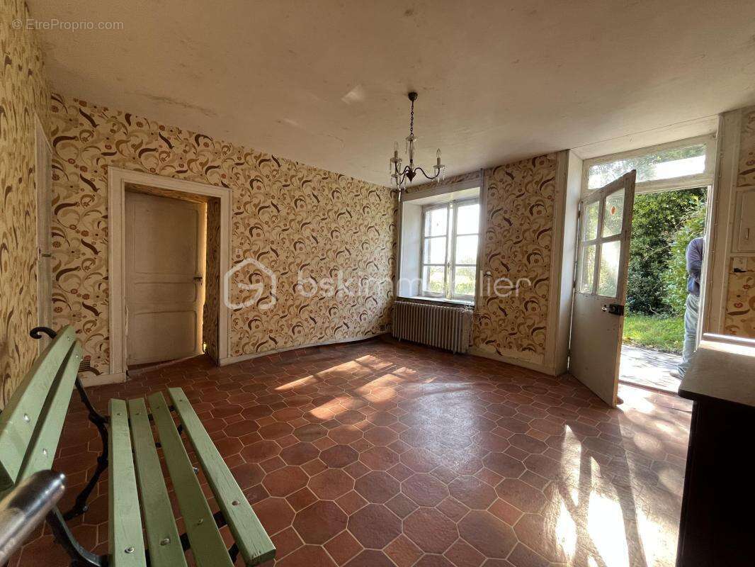Maison à NEUVY-BOUIN