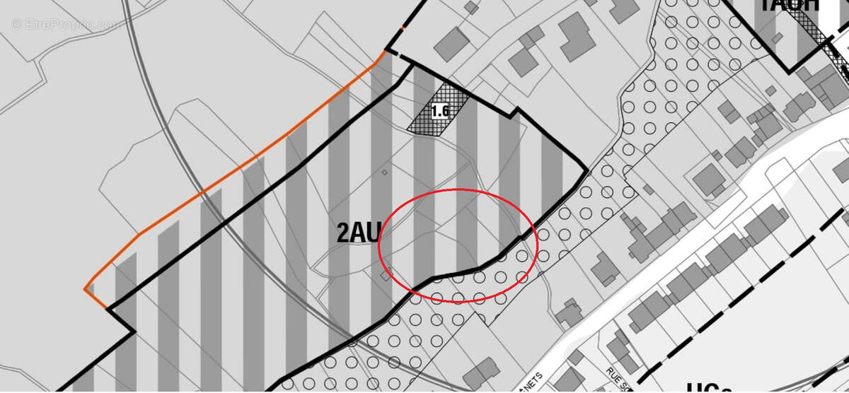 Terrain à LONGEVILLE-LES-METZ