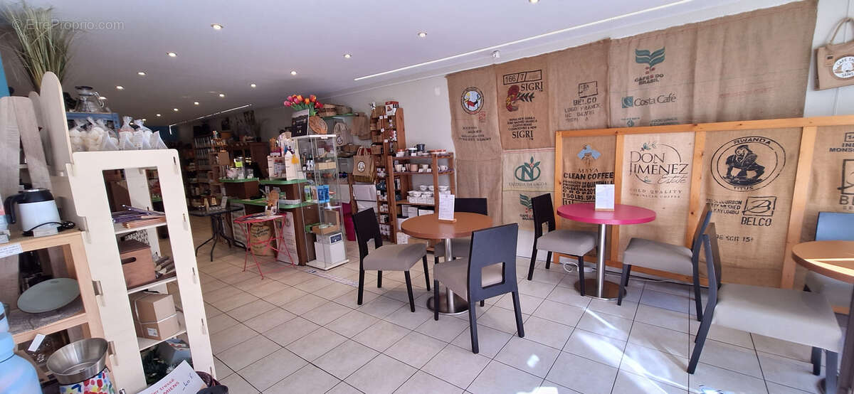 Commerce à SENS