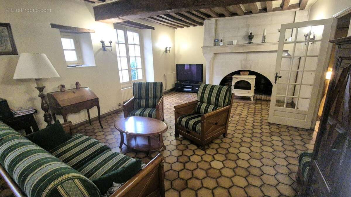 Maison à CREPY-EN-VALOIS
