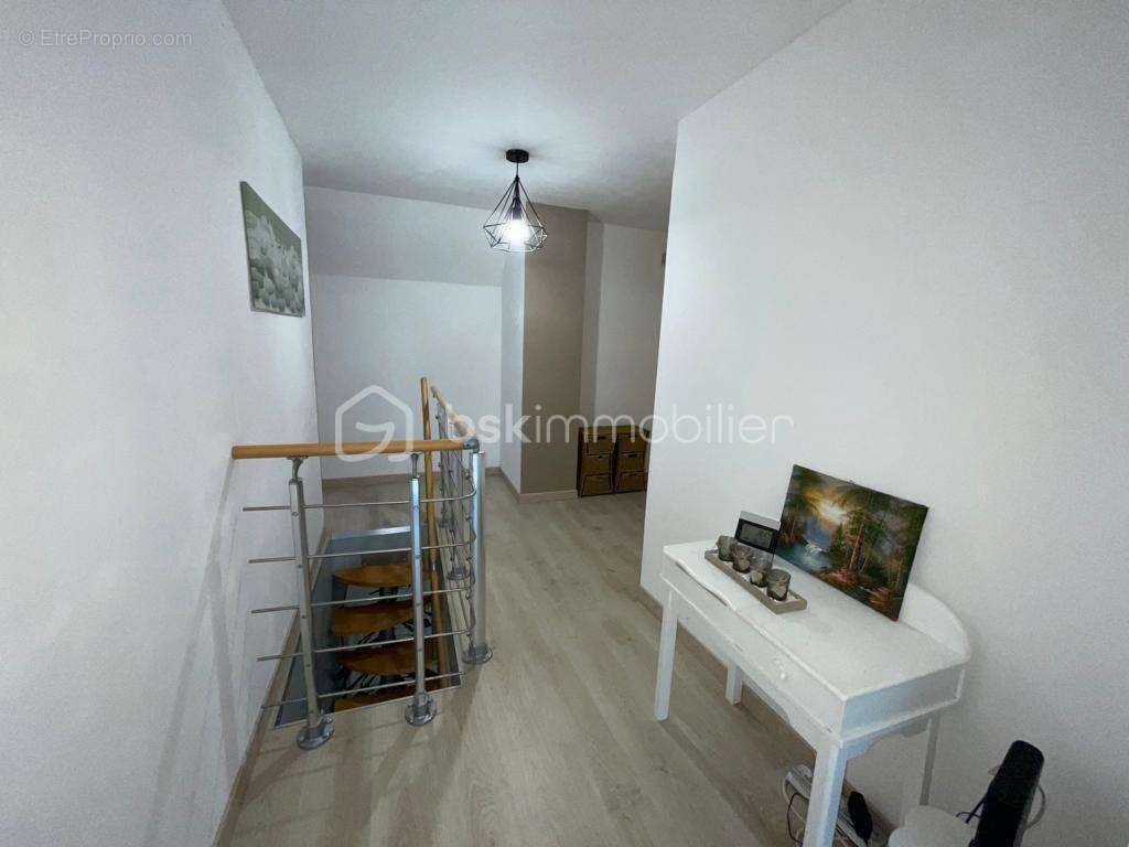 Maison à ECHILLEUSES