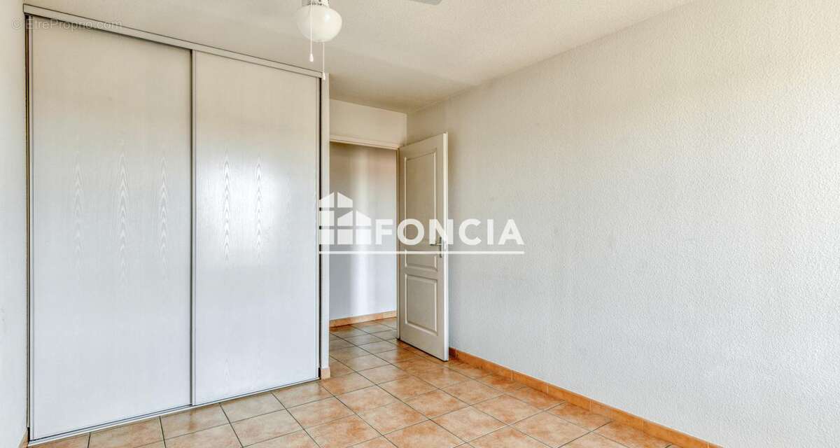 Appartement T3 avec place de parking - photo 5
