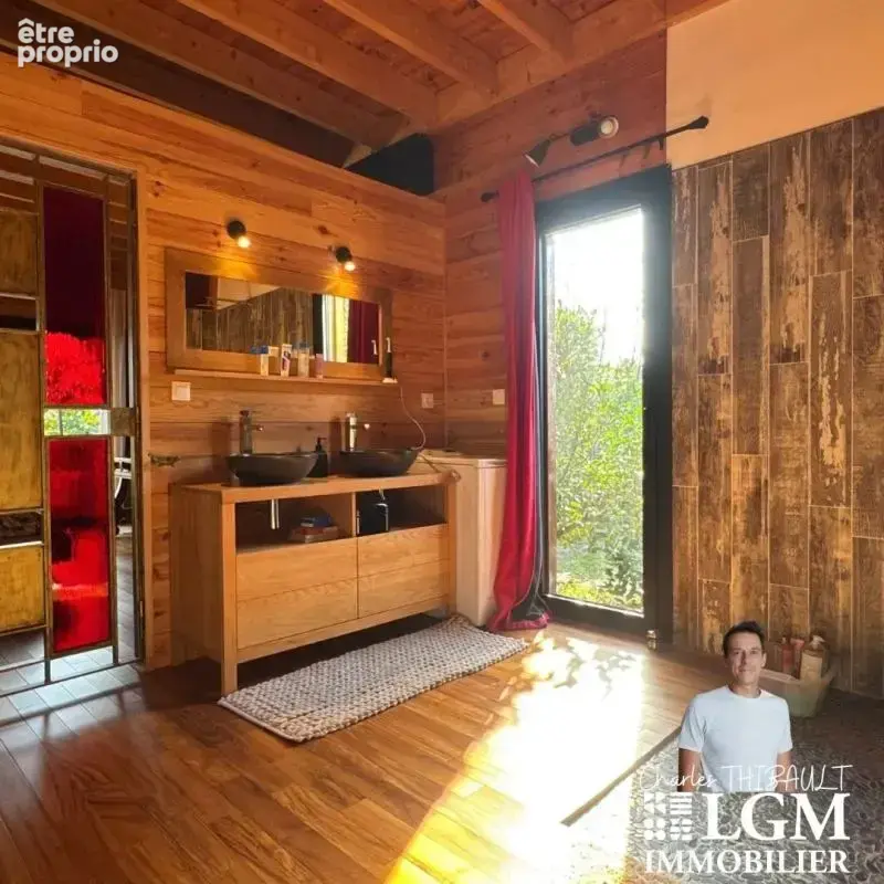 Bellegarde – Villa bioclimatique de plain-pied, piscine à débordement et vue dominante - photo 12