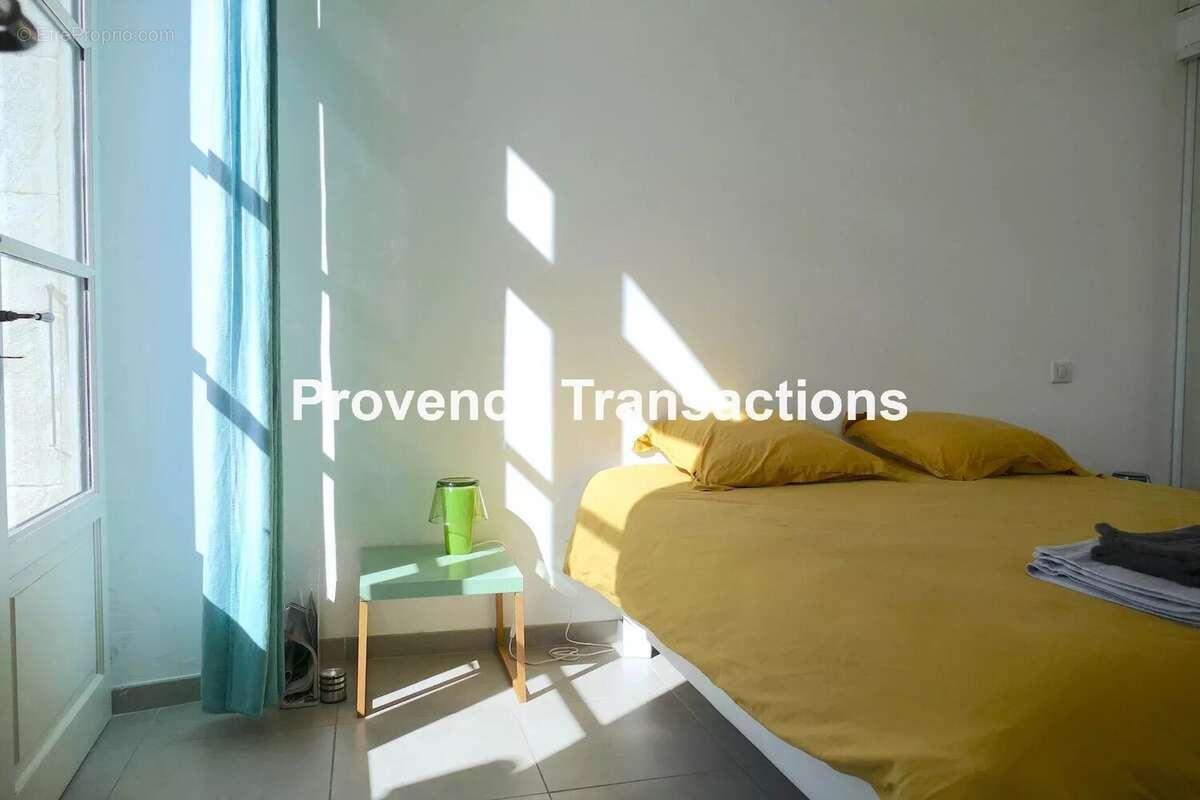 Appartement à BEAUMES-DE-VENISE