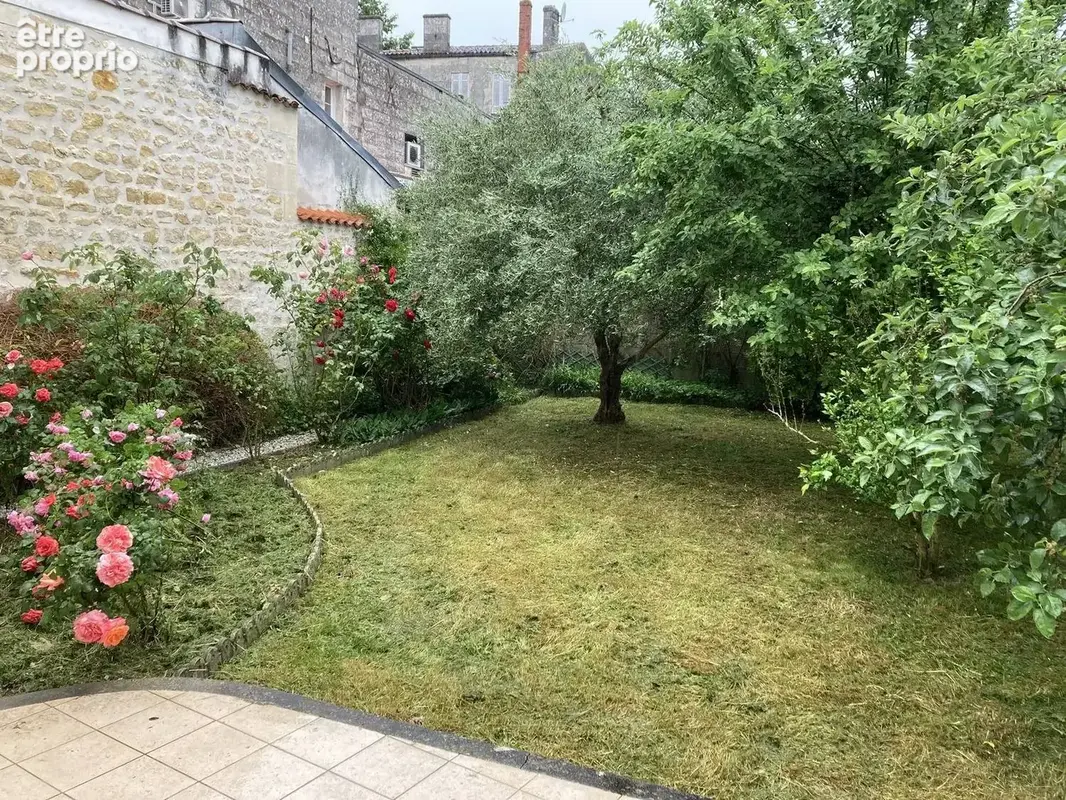 Appartement 125 m² à vendre à Saintes (17100) - photo 4