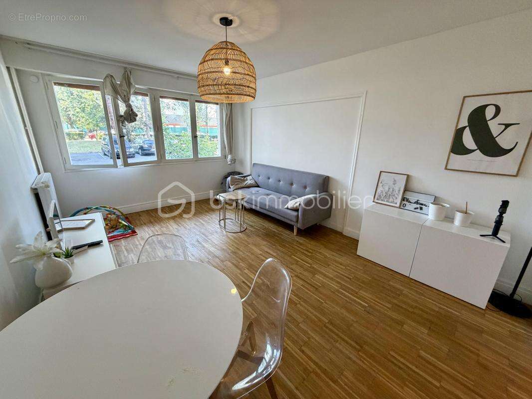 Appartement f4 76m2 + parking + cave - photo 4