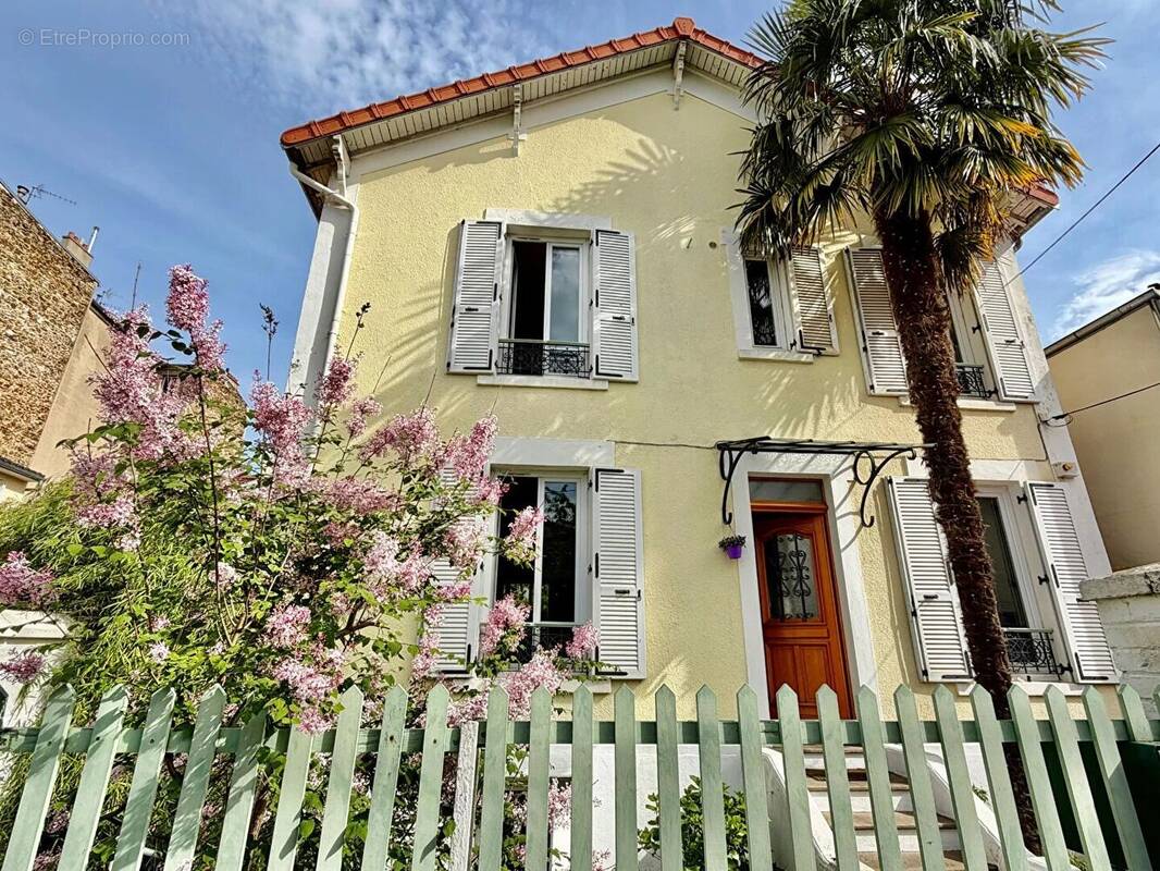 Maison à BOIS-COLOMBES