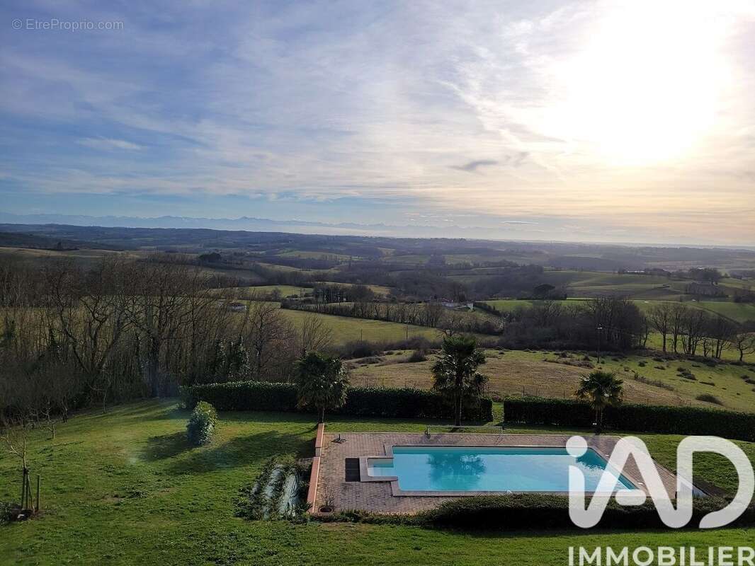 Maison 133 m² à Aignan  - photo 3