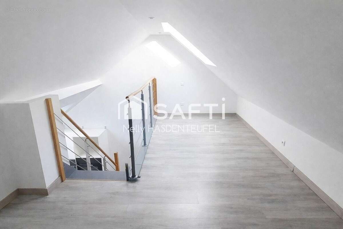 Photo 8 - Commerce à DENAIN