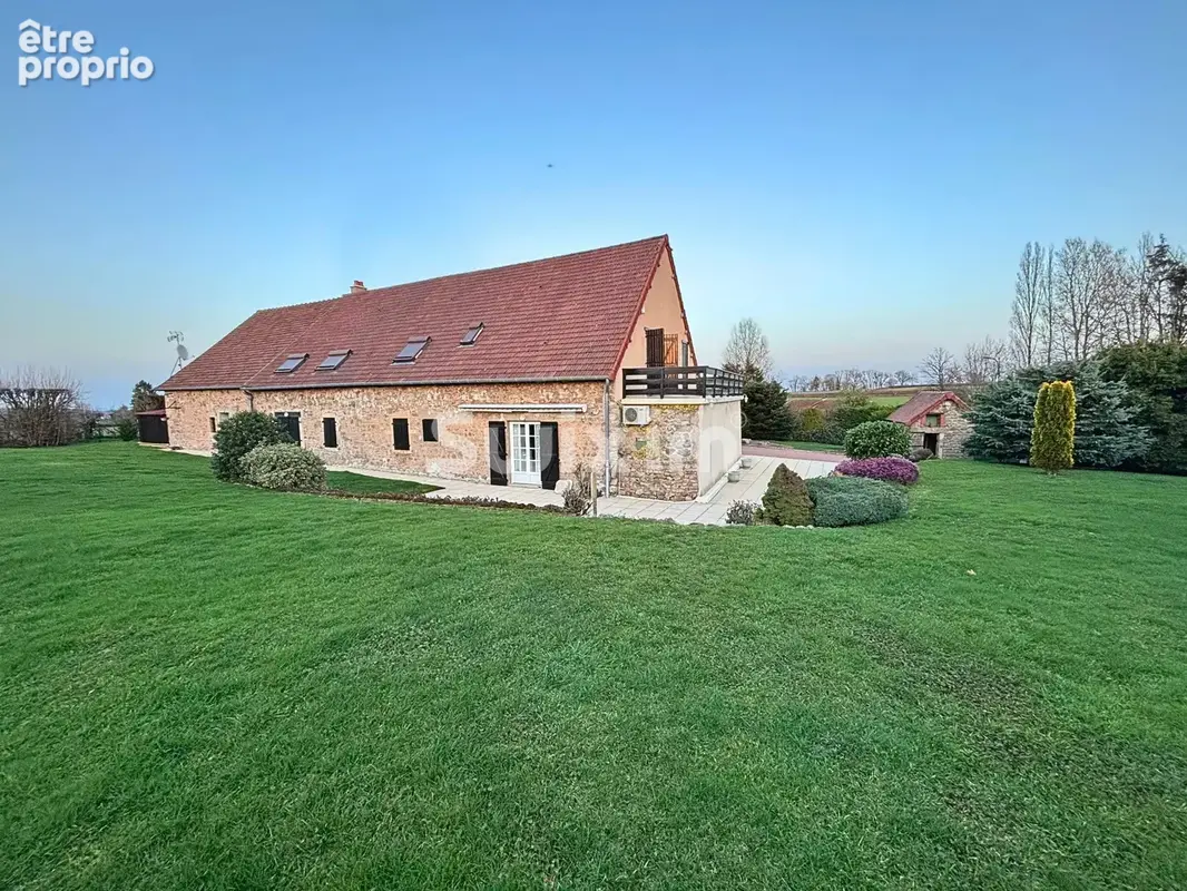 Photo Maison à Saulieu au prix de 429 000€