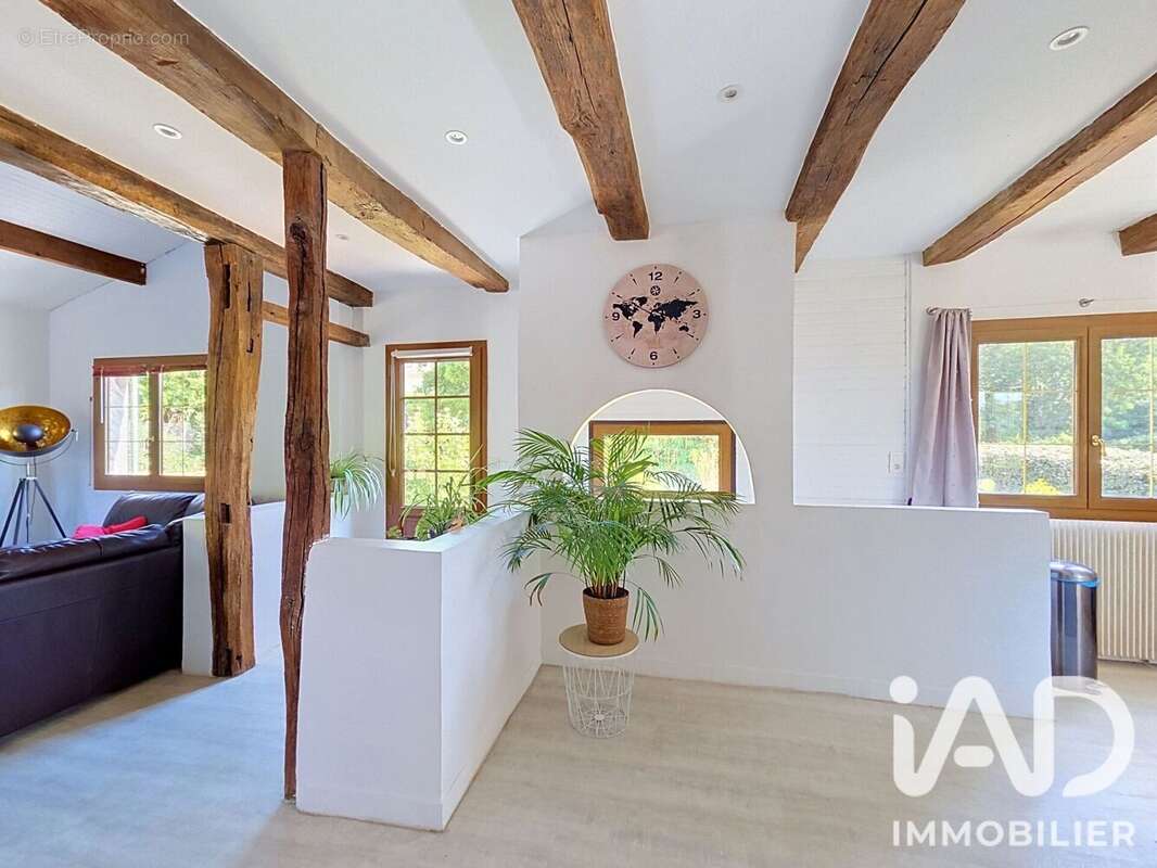 Maison 120 m² à Briis-Sous-Forges  - photo 2