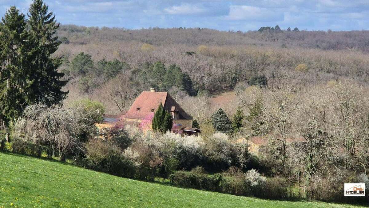 Maison à MEYRALS