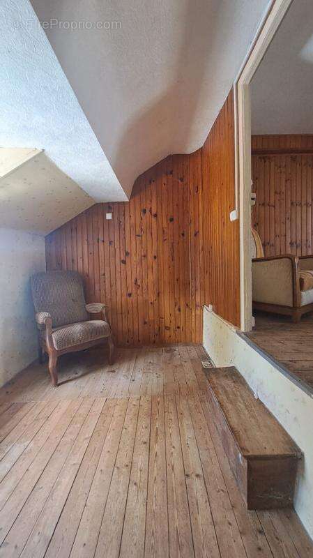 Maison à VILLAINES-LA-JUHEL