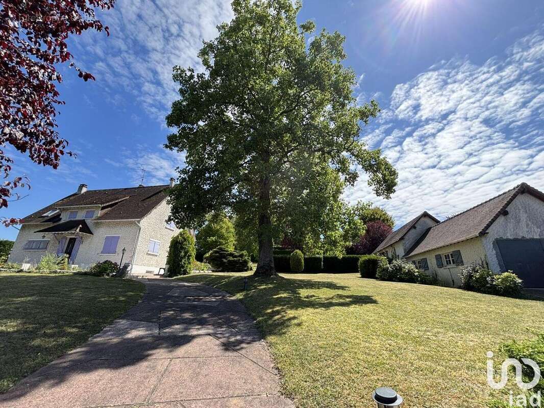 Photo 6 - Maison à ROUVRES