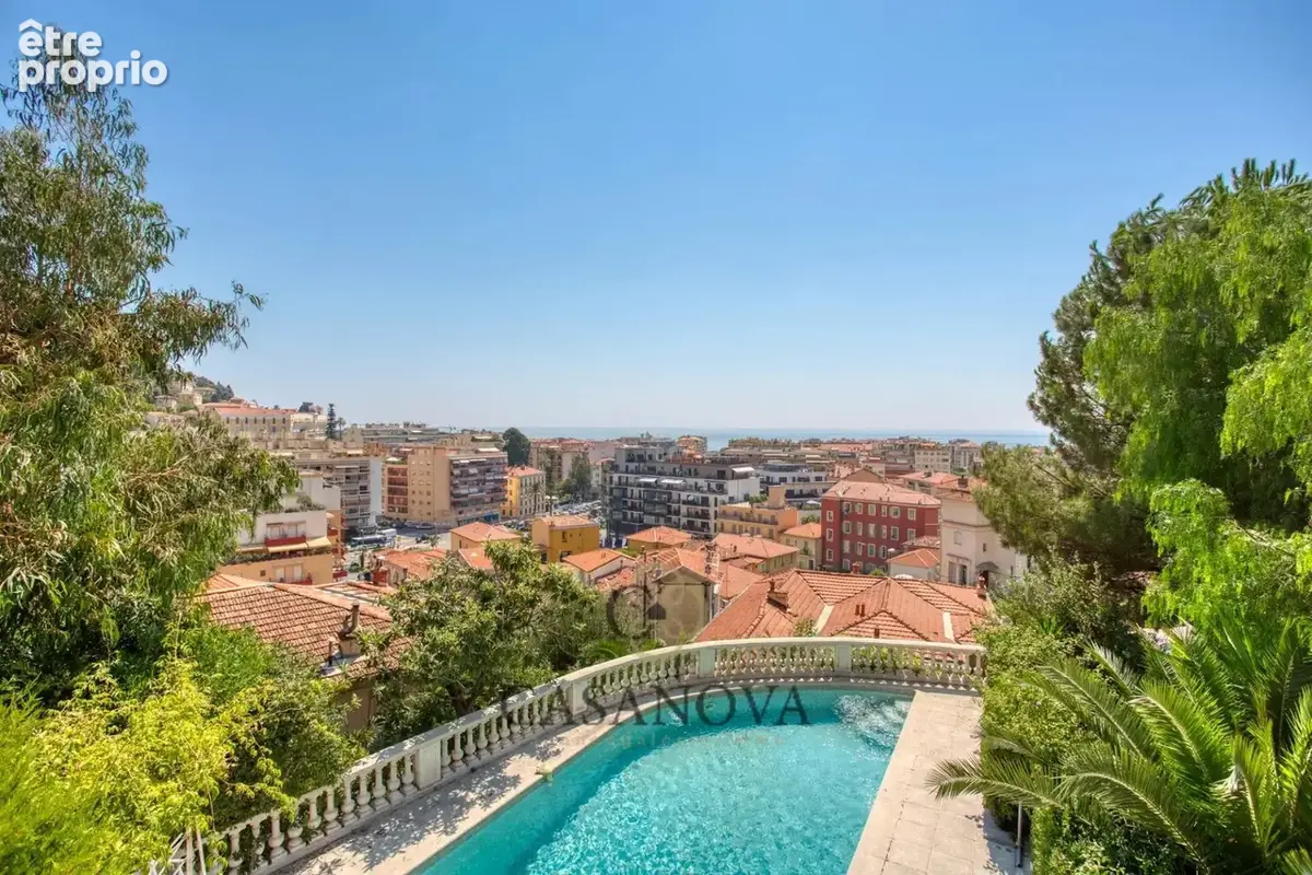 Villa néoclassique de 462 m² avec vue mer panoramique et piscine à Menton - photo 3